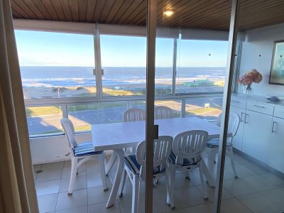 VENTA:   3 DORMITORIOS PRIMERA LINEA BRAVA PUNTA DEL ESTE