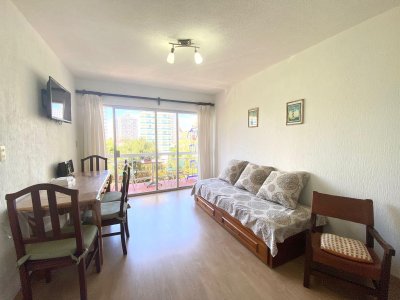 Venta  Departamento -  1 Dormitorio - BAJOS GASTOS!Punta del Este REF: 4200347