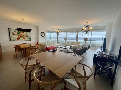 APARTAMENTO 3 DORMITORIOS PRIMERA LINEA PLAYA BRAVA PUNTA DEL ESTE