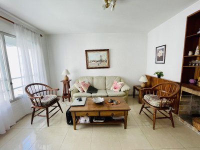 VENTA - Departamento de 3 dormitorios en la  Peninsula