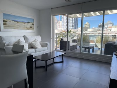 Venta apartamento 2 dormitorios en peninsula 