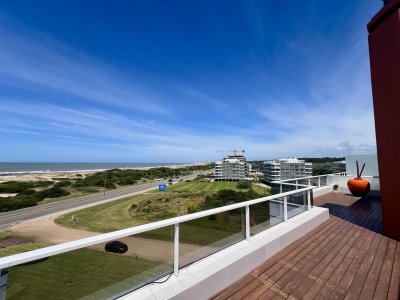 Venta Duplex 4 dormitorios Frente al Mar Parada 33 Brava