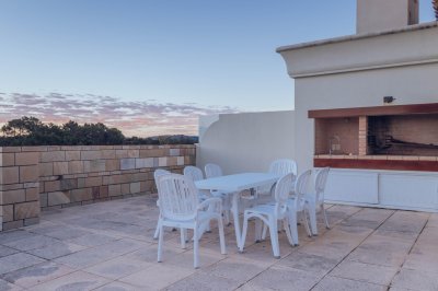  Departamento en venta 3 dormitorios en Playa Mansa 