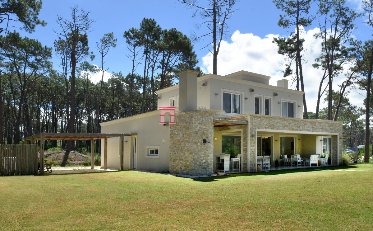 Laguna Blanca - GoPunta - Portal Inmobiliario de Punta del Este - Maldonado