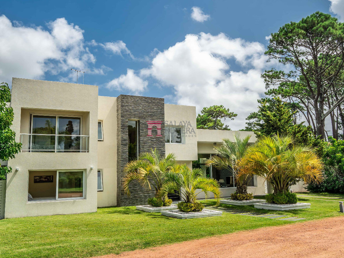 Venta de casa en barrio privado en Punta Del Este - GoPunta - Portal Inmobiliario de Punta del Este - Maldonado
