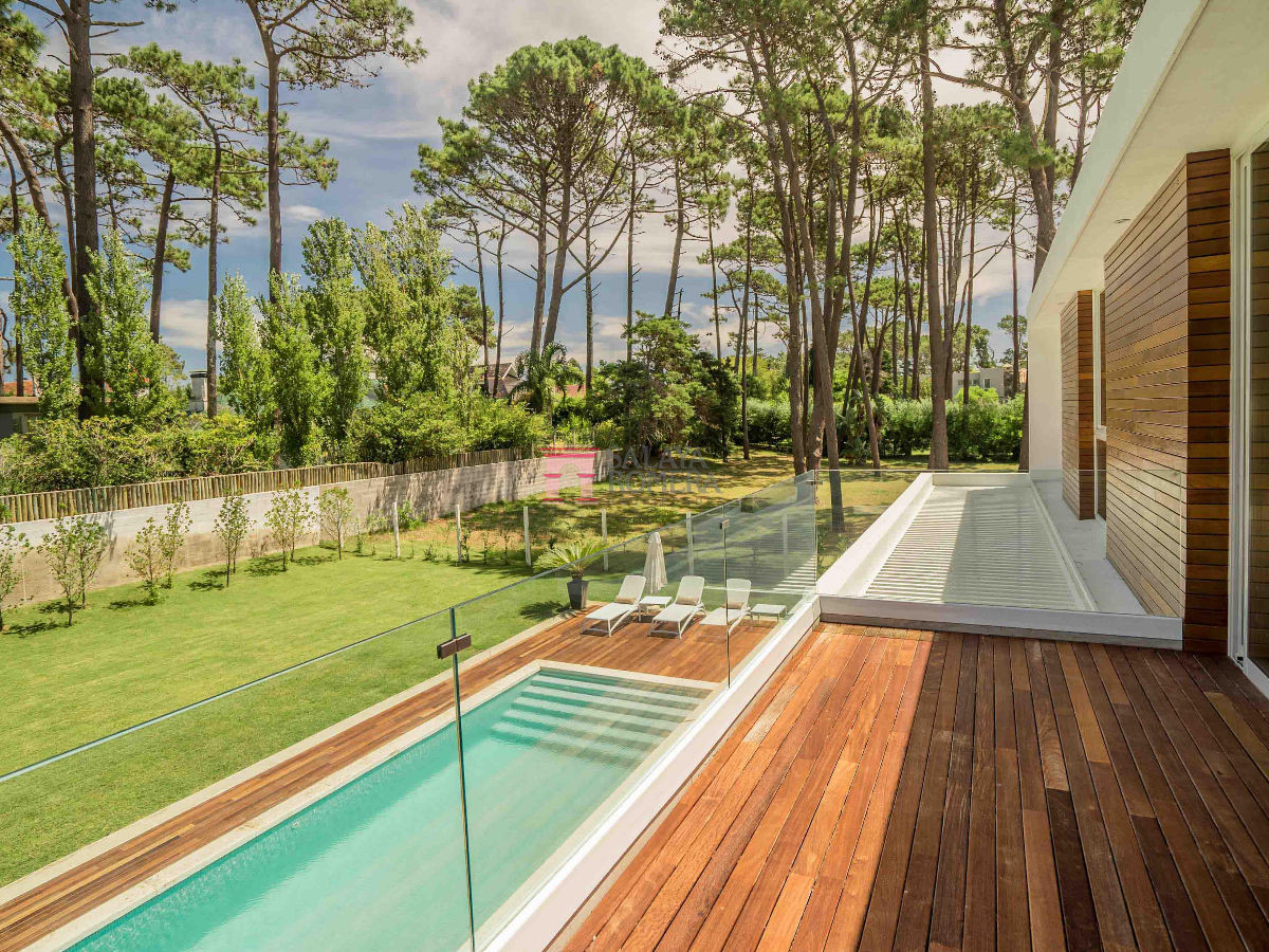 Venta de casa en Barrio Privado   Playa Mansa - GoPunta - Portal Inmobiliario de Punta del Este - Maldonado