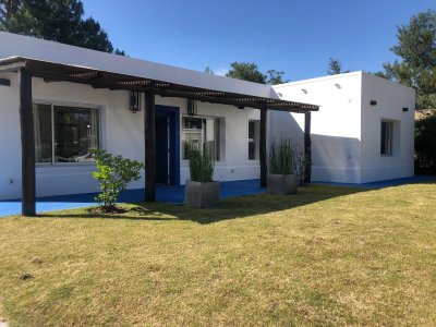 Casa en alquiler en Barrio Privado La Residence