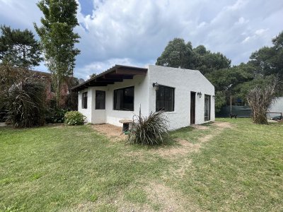 Casa en venta 2 dormitorios en Balneario Buenos Aires 