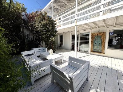 Venta  - Casa en  La Posta  4 dormitorios