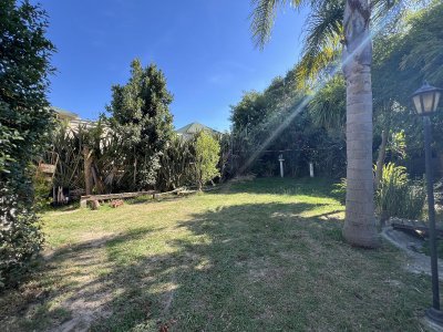 Venta Casa 2 dormitorios en La Bota