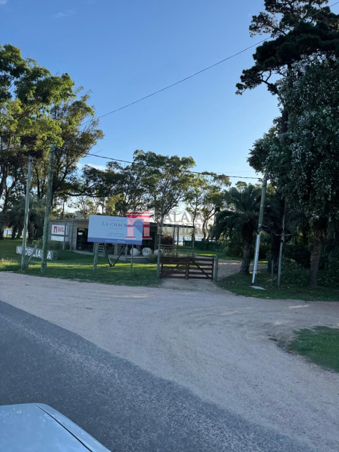 Estupendo Local en la Mejor Ubicacion de La Barra - GoPunta - Portal Inmobiliario de Punta del Este - Maldonado