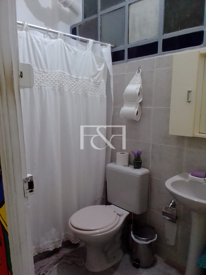 Apartamento ID.2223 - Venta Apartamento de Dos Dormitorios en Ciudad Vieja