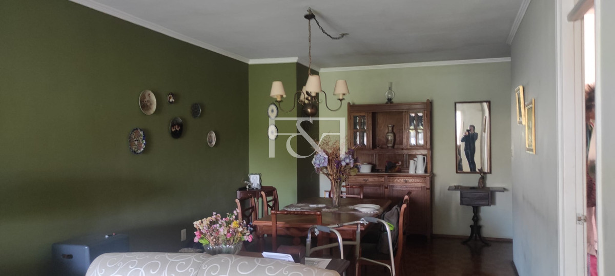 Apartamento ID.2318 - Venta de Apartamento  2 Dormitorios en el Centro