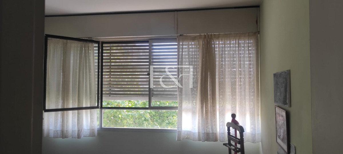 Apartamento ID.2318 - Venta de Apartamento  2 Dormitorios en el Centro