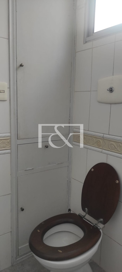 Apartamento ID.2318 - Venta de Apartamento  2 Dormitorios en el Centro
