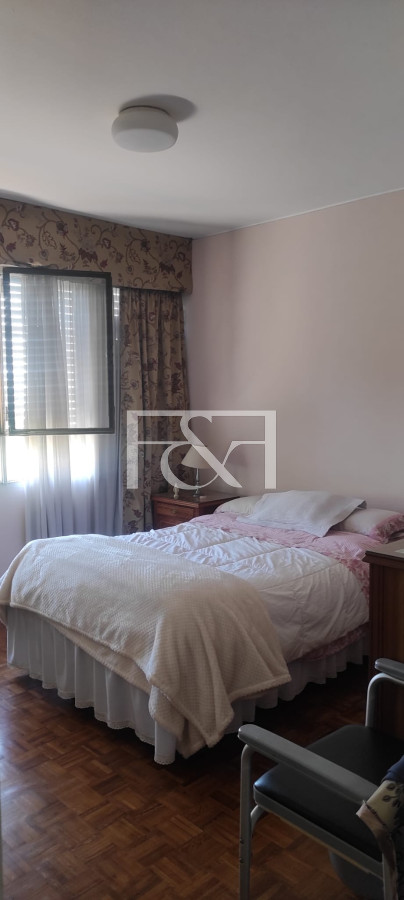 Apartamento ID.2318 - Venta de Apartamento  2 Dormitorios en el Centro