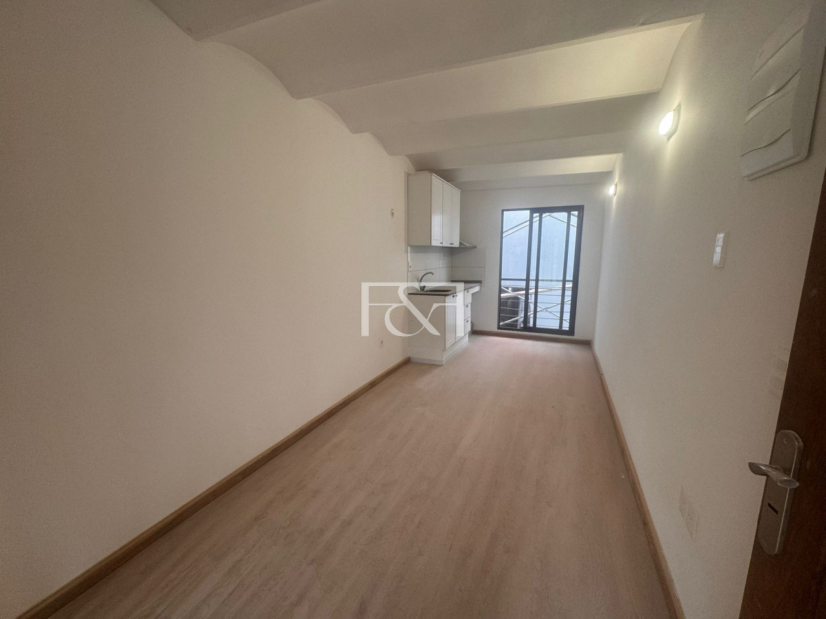Apartamento ID.2668 - ALQUILER MONOAMBIENTE CON PARRILLERO A ESTRENAR EN BARRIO SUR
