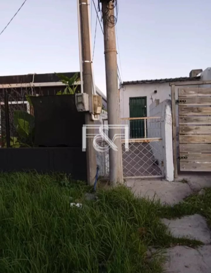 Apartamento ID.2554 - Vende apartamento independiente , 1 dor, frente, fondo . Cerro