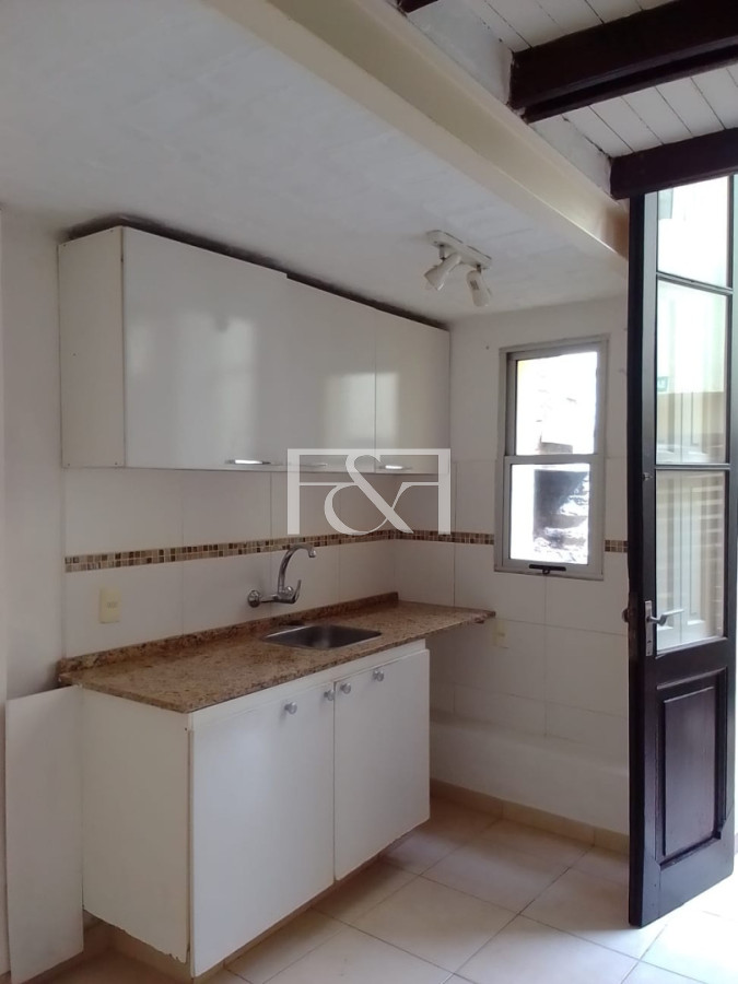 Apartamento ID.2887 - ALQUILER DUPLEX 1 DORM. CON PARRILLERO EN CORDÓN