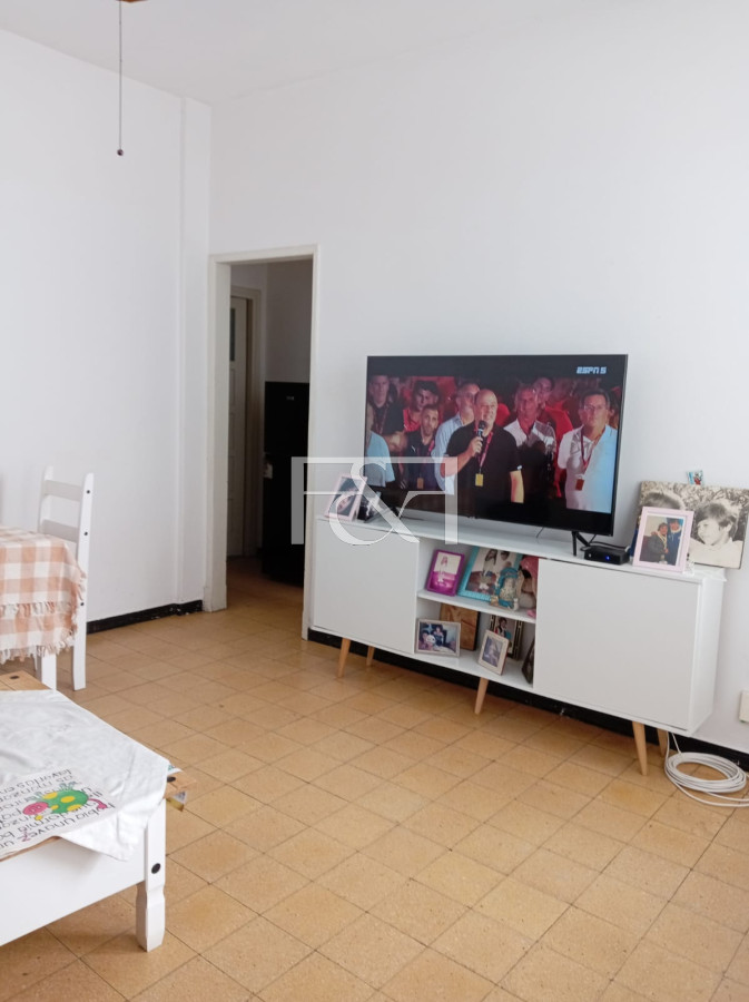 Apartamento ID.2877 - VENTA APARTAMENTO DE 1 DORM. CON TERRACITA EN AGUADA