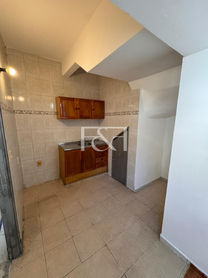 Apartamento ID.2622 - Alquiler tres cruces monoambiente
