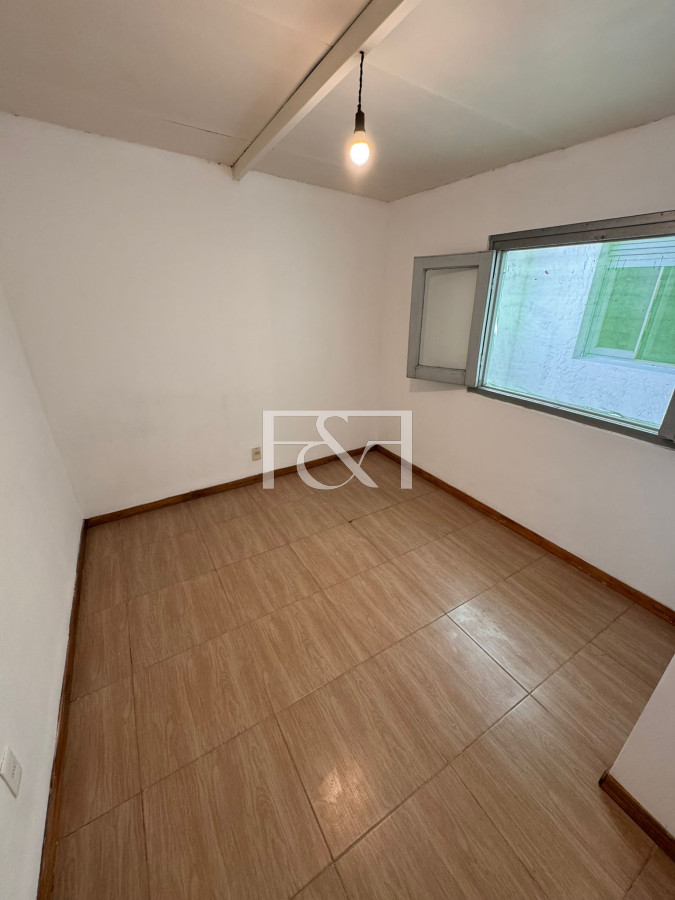 Apartamento ID.2622 - Alquiler tres cruces monoambiente