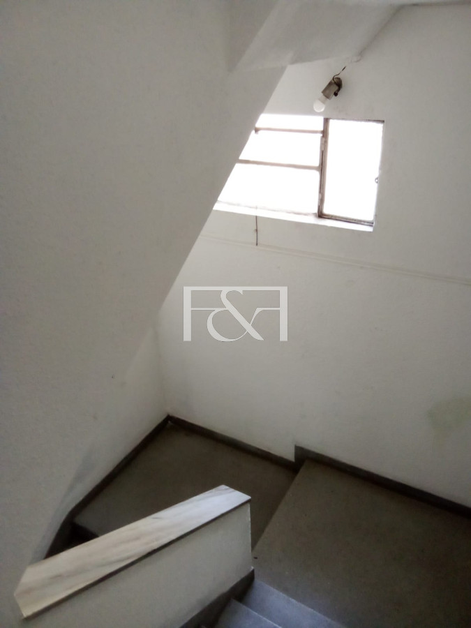 Apartamento ID.2709 - VENTA CON RENTA DE APARTAMENTO DE 1 DORMITORIO EN EL CENTRO