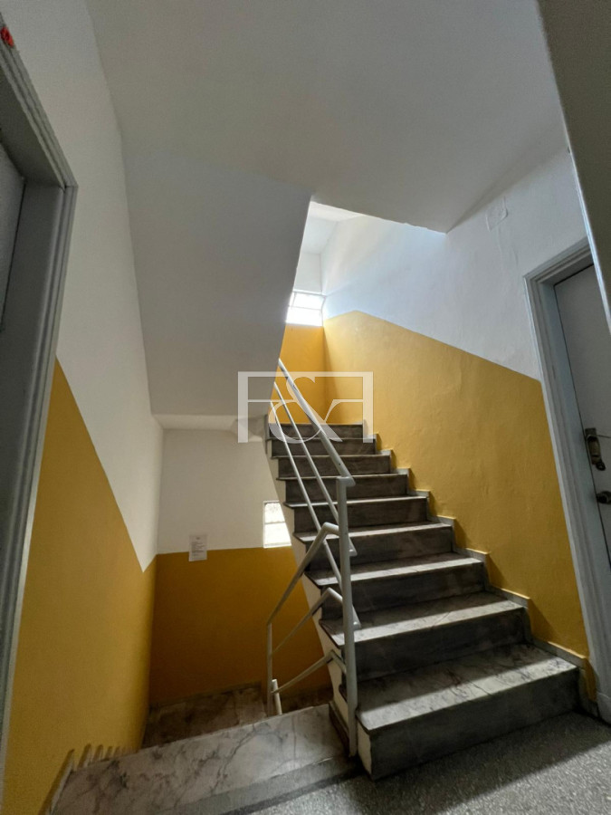 Apartamento ID.2886 - Alquilo apartamento 3 dormitorios , 2 balcones frente y Interno sobre 8 de octubre esq Paladino