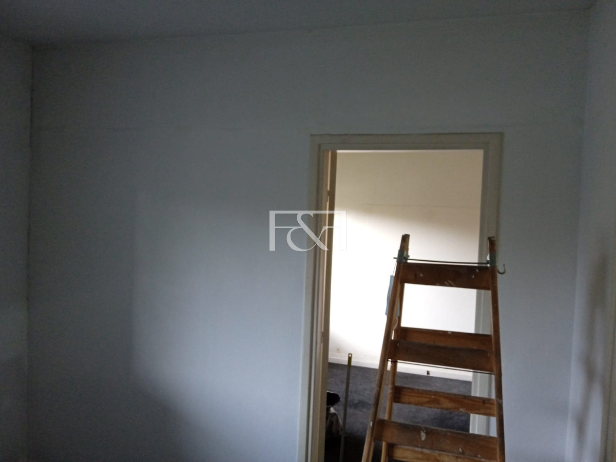 Apartamento ID.2235 - Se vende 2 dor apartemento, local, estudio
