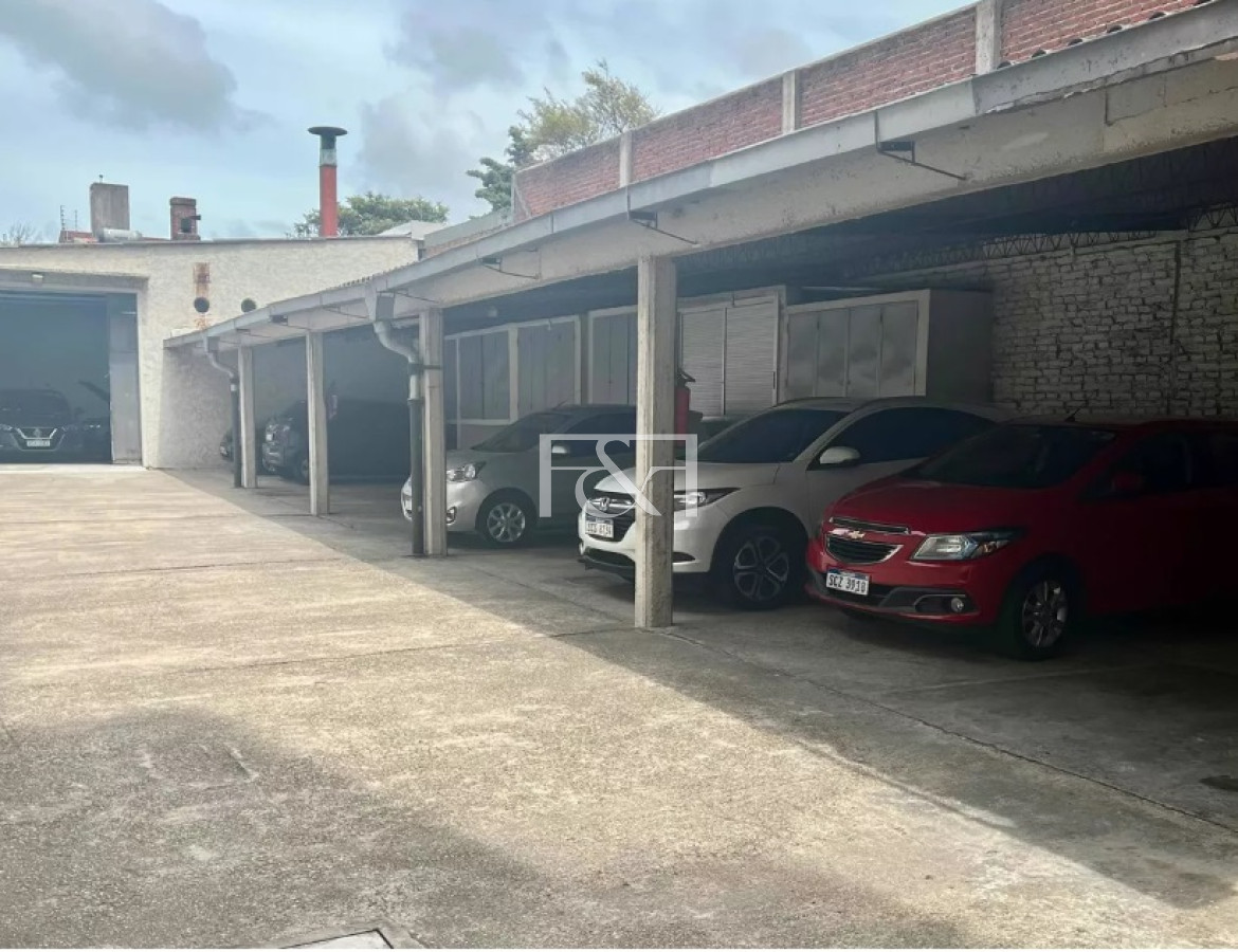 Apartamento ID.2108 - ALQUILER APARTAMENTO DE 3 DORMITORIOS CON GARAGE EN POCITOS