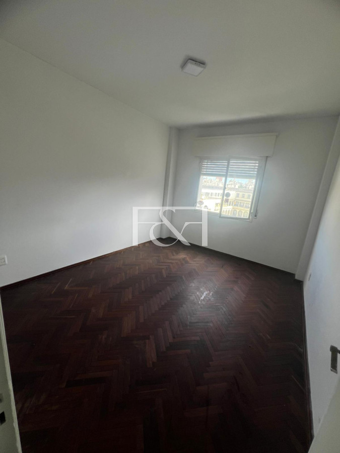 Apartamento ID.2850 - Alquilo, Amplio y Luminoso Apto 2 Dormitorios . Aguada