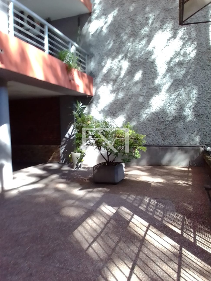 Apartamento ID.2733 - ALQUILER APARTAMENTO 2 DORM. CON BALCÓN EN POCITOS