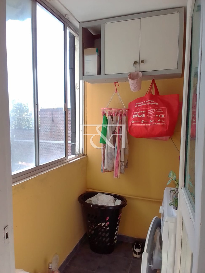 Apartamento ID.2733 - ALQUILER APARTAMENTO 2 DORM. CON BALCÓN EN POCITOS