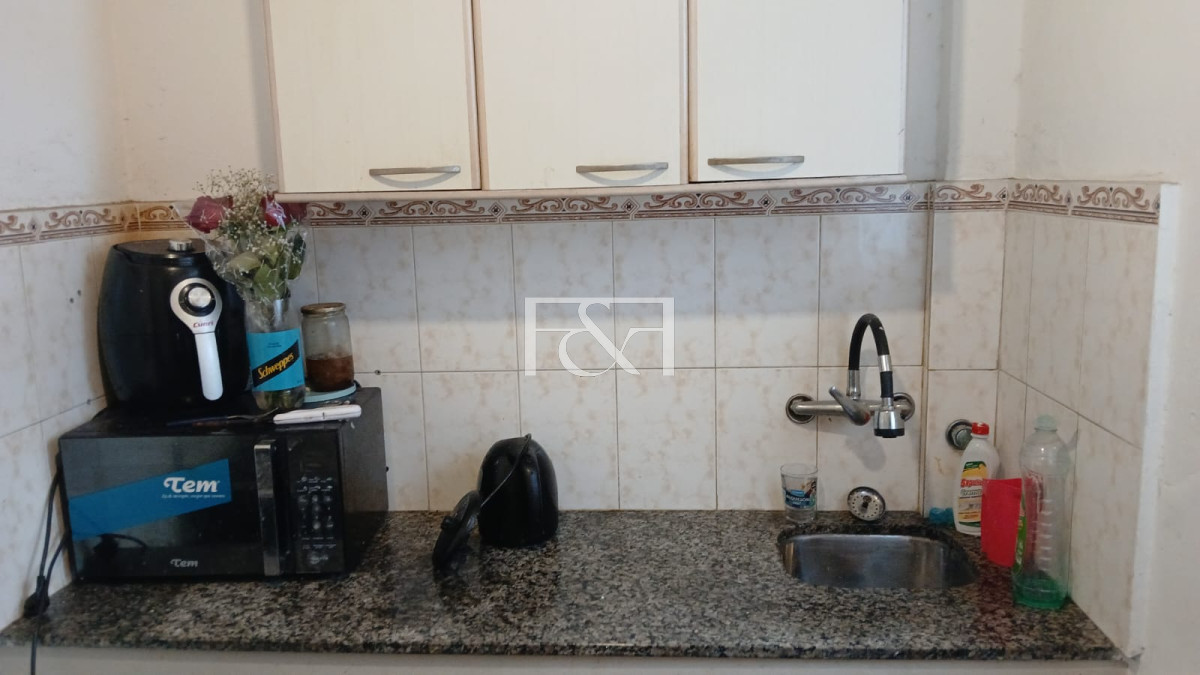 Apartamento ID.2765 - Alquilo apto de 1 Dor , Avda 8 de Octubre