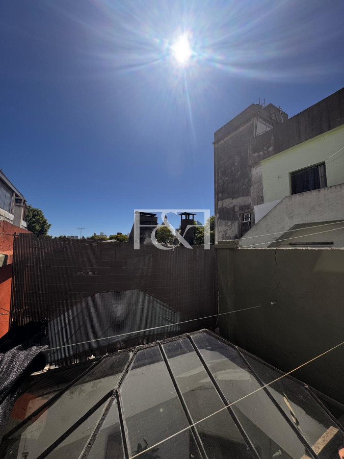 Apartamento ID.2824 - ALQUILER APARTAMENTO 2 DORM. CON AZOTEA USO EXCLUSIVO Y TERRAZA BALCON EN AGUADA