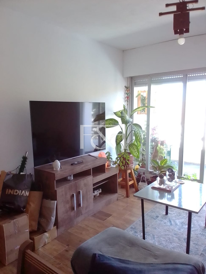 Apartamento ID.2733 - ALQUILER APARTAMENTO 2 DORM. CON BALCÓN EN POCITOS