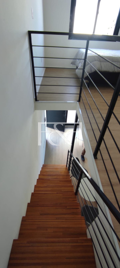 Apartamento ID.2582 - Se vende Apartamento Duplex de un Dormitorio en Tres Cruces