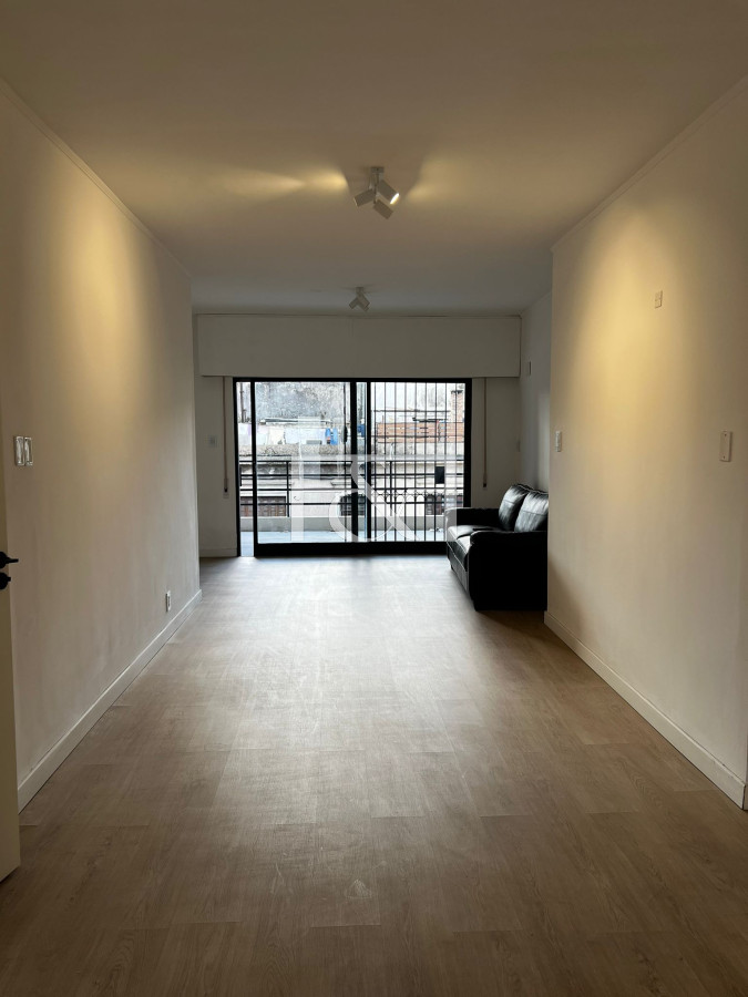 Apartamento ID.2489 - Venta apto, 2 dor ,Balcon , patio con parrilllero a estrenar Aguada