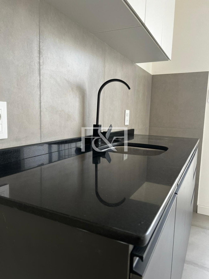 Apartamento ID.2489 - Venta apto, 2 dor ,Balcon , patio con parrilllero a estrenar Aguada