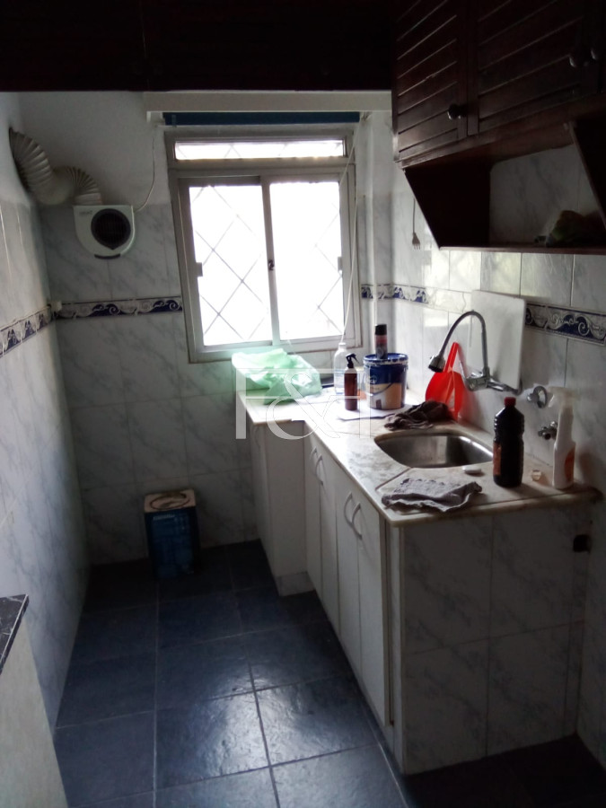 Apartamento ID.2709 - VENTA CON RENTA DE APARTAMENTO DE 1 DORMITORIO EN EL CENTRO