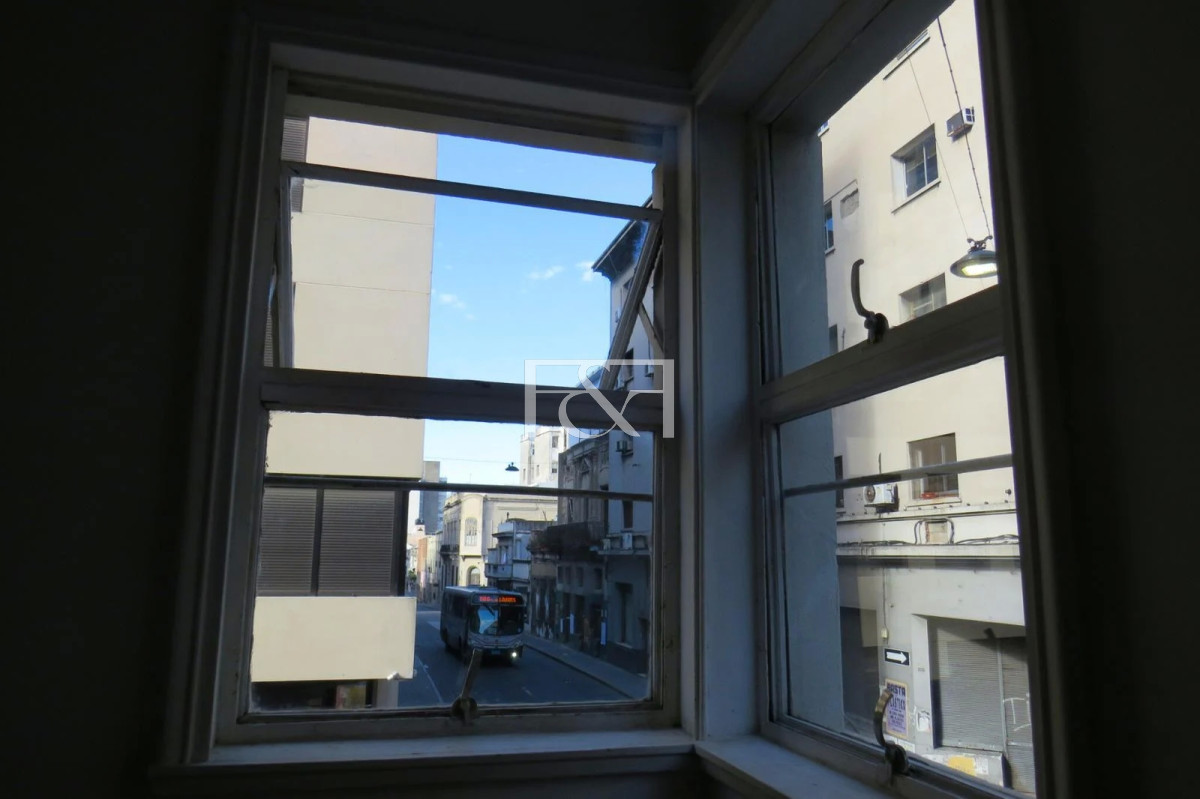 Apartamento ID.2298 - Venta de apartamento de 1 d en Ciudad Vieja