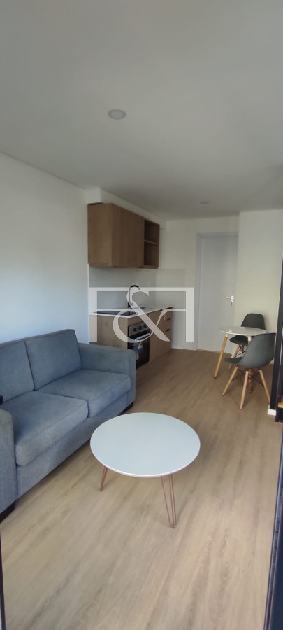 Apartamento ID.2582 - Se vende Apartamento Duplex de un Dormitorio en Tres Cruces
