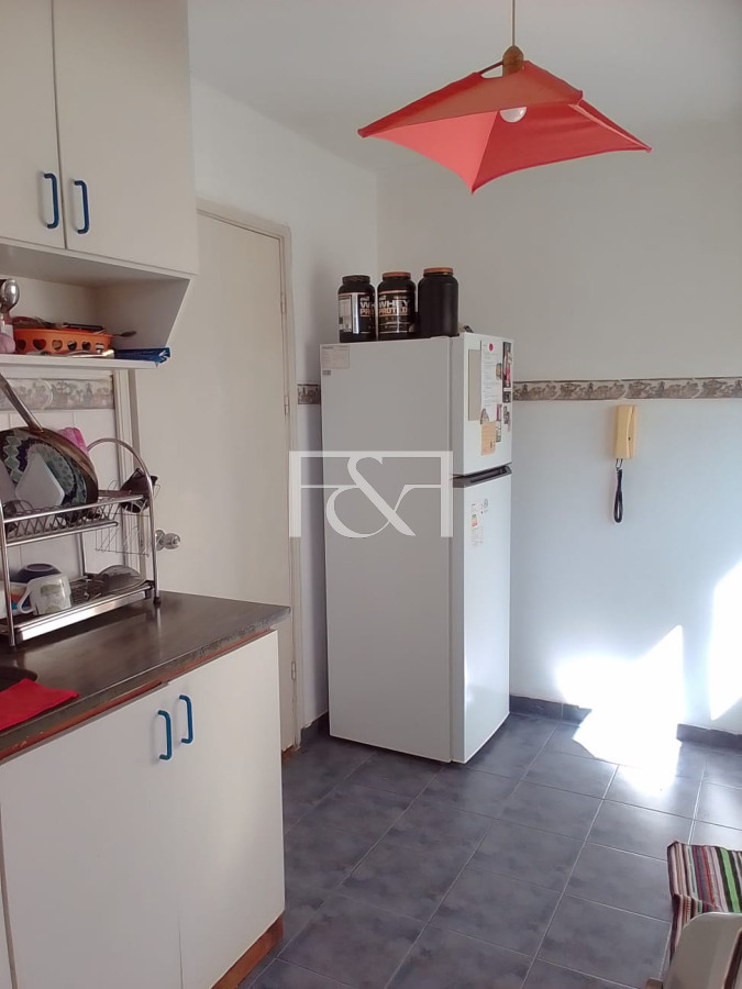Apartamento ID.2733 - ALQUILER APARTAMENTO 2 DORM. CON BALCÓN EN POCITOS