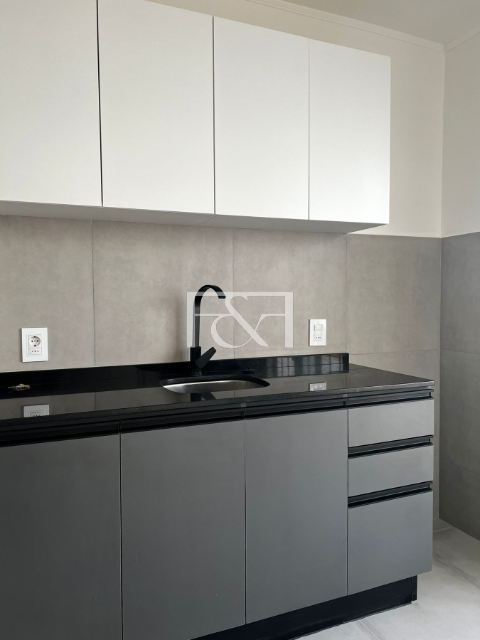 Apartamento ID.2489 - Venta apto, 2 dor ,Balcon , patio con parrilllero a estrenar Aguada