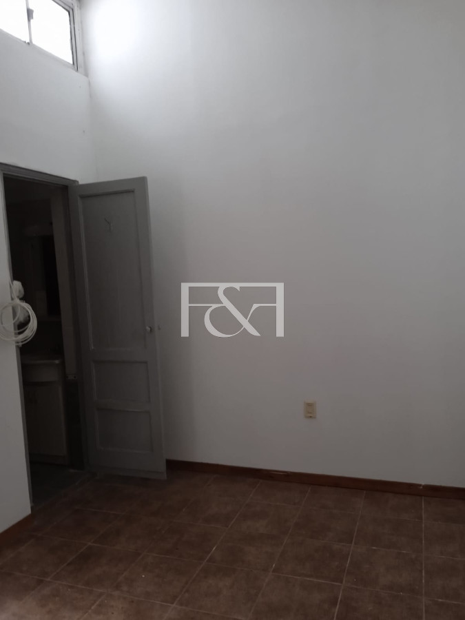 Apartamento ID.2481 - Venta monoambiente, buena ubicacion , impecable