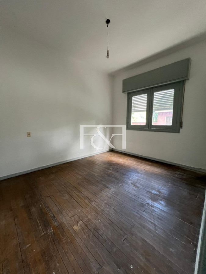 Apartamento ID.2886 - Alquilo apartamento 3 dormitorios , 2 balcones frente y Interno sobre 8 de octubre esq Paladino