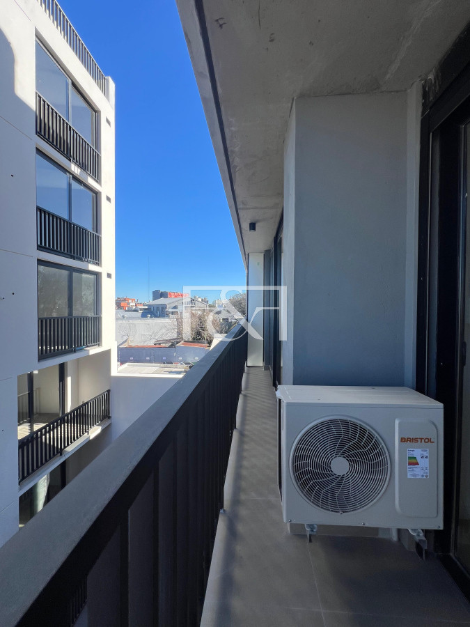 Apartamento ID.2810 - ALQUILER APARTAMENTO 1 DORM. EN LA BLANQUEADA ¡A ESTRENAR!