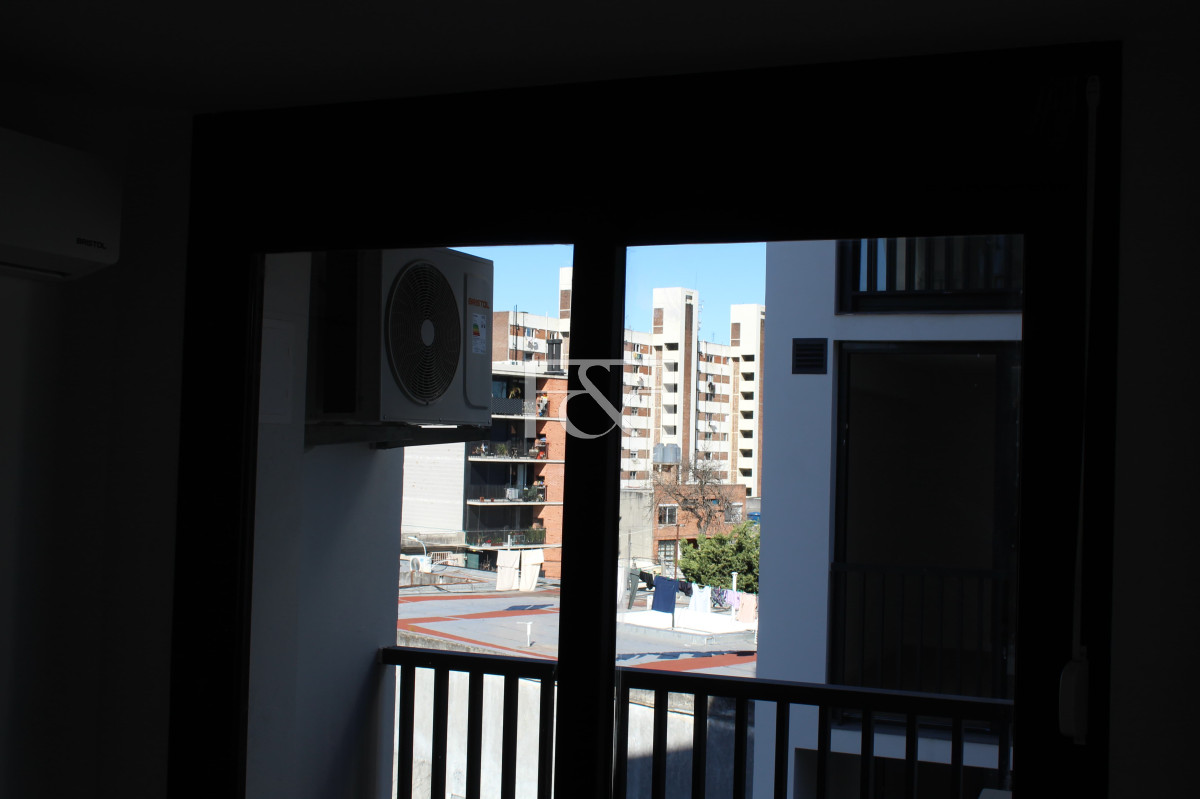 Apartamento ID.2798 - ALQUILER APARTAMENTO 1 DORMITORIO CON BALCÓN EN LA BLANQUEADA  ¡A ESTRENAR!