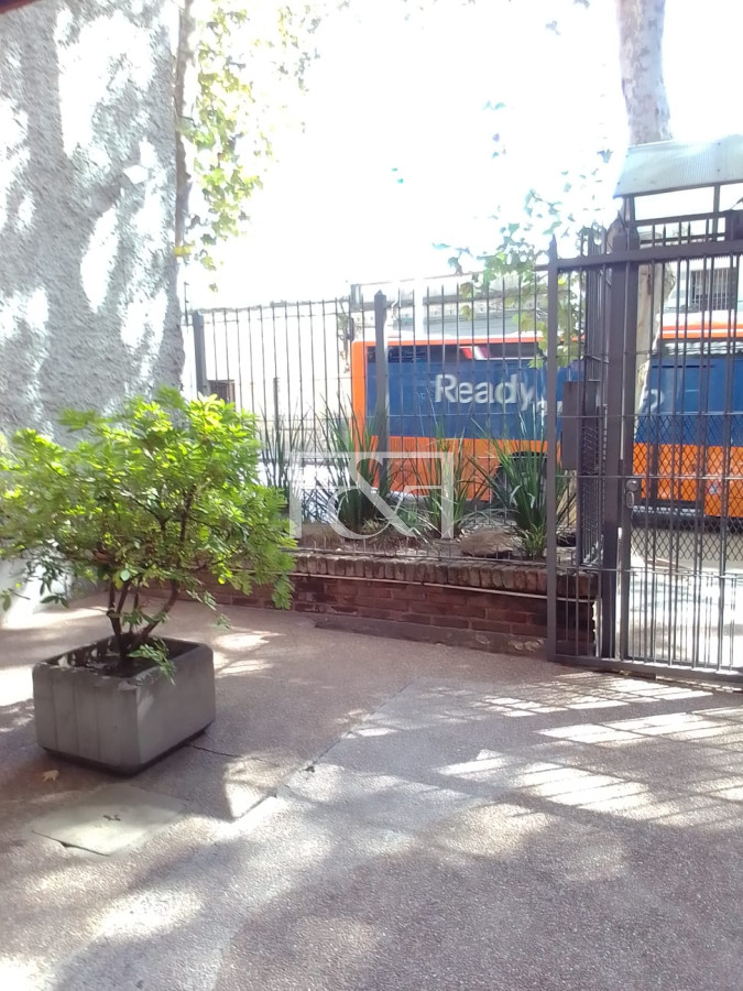 Apartamento ID.2733 - ALQUILER APARTAMENTO 2 DORM. CON BALCÓN EN POCITOS