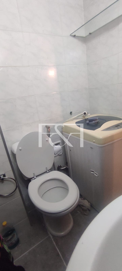 Apartamento ID.2250 - Se vende monoambiente en pleno centro de 18 de Julio.